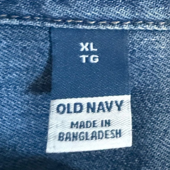 Old Navy Denim Button-Up Shirt XL - Classic Blue Jean Long Sleeve - Picture 2 of 8